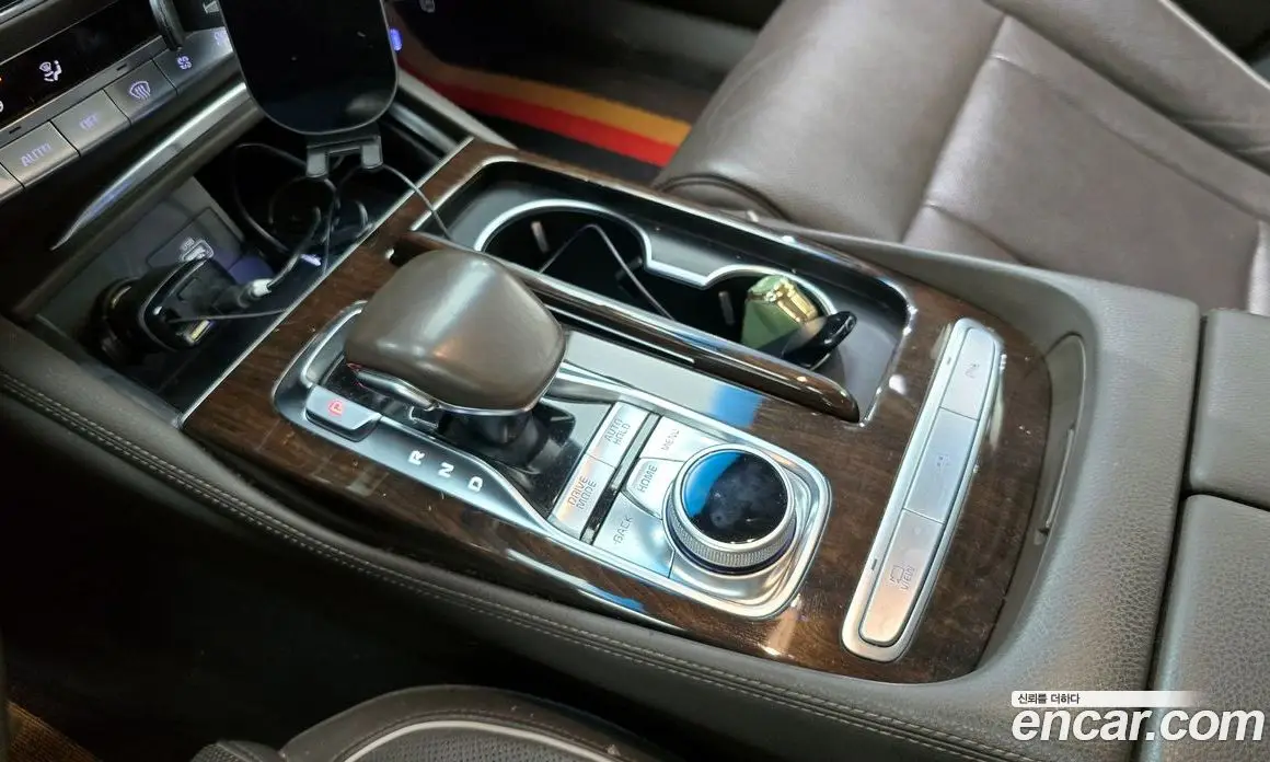 Kia K9 2019 3.8 автомат (гидро), фото 9 Kia K9 2019 3.8 автомат (гидро), фото 9