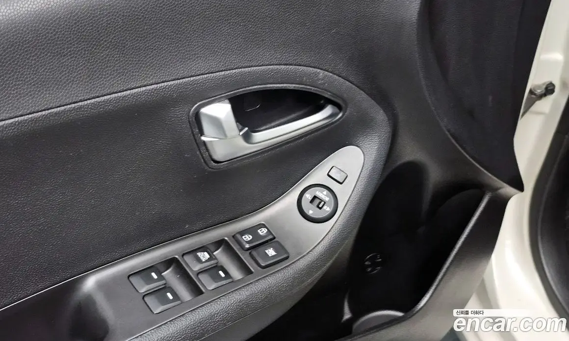 Kia Morning 2013 1.0 автомат (гидро), фото 14