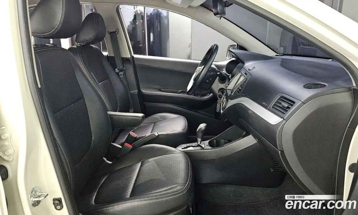 Kia Morning 2013 1.0 автомат (гидро), фото 10