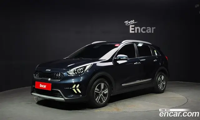 Kia Niro, 2019, 49 240 км