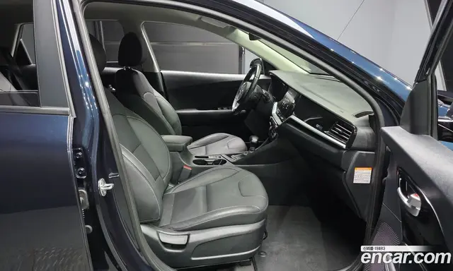 Kia Niro 2019 1.6 автомат (гидро), миниатюра 11