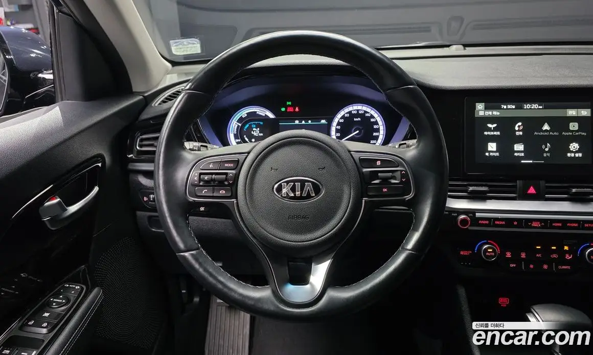 Kia Niro 2019 1.6 автомат (гидро), фото 13