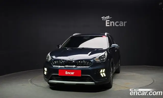 Kia Niro 2019 1.6 автомат (гидро), миниатюра 3