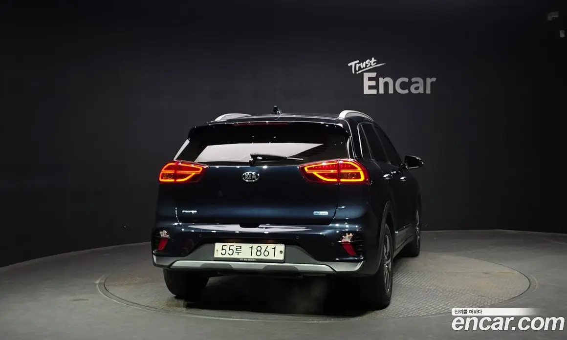 Kia Niro 2019 1.6 автомат (гидро), фото 4