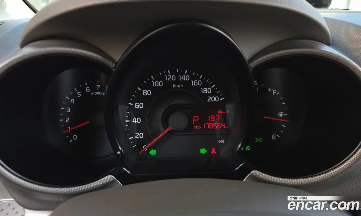 Kia Ray 2012 1.0 автомат (гидро), фото 11