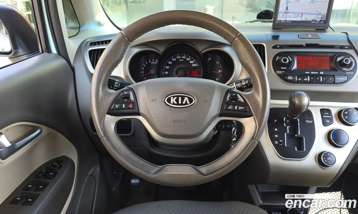 Kia Ray 2012 1.0 автомат (гидро), фото 19