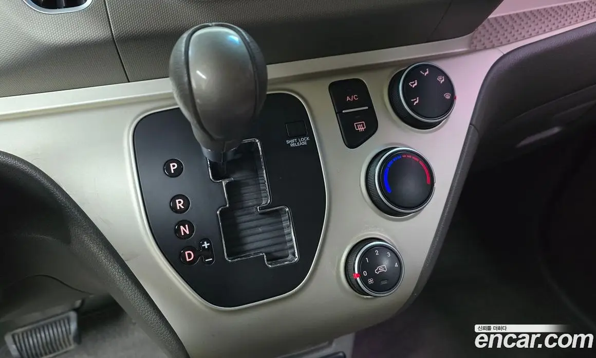 Kia Ray 2013 1.0 автомат (гидро), фото 9