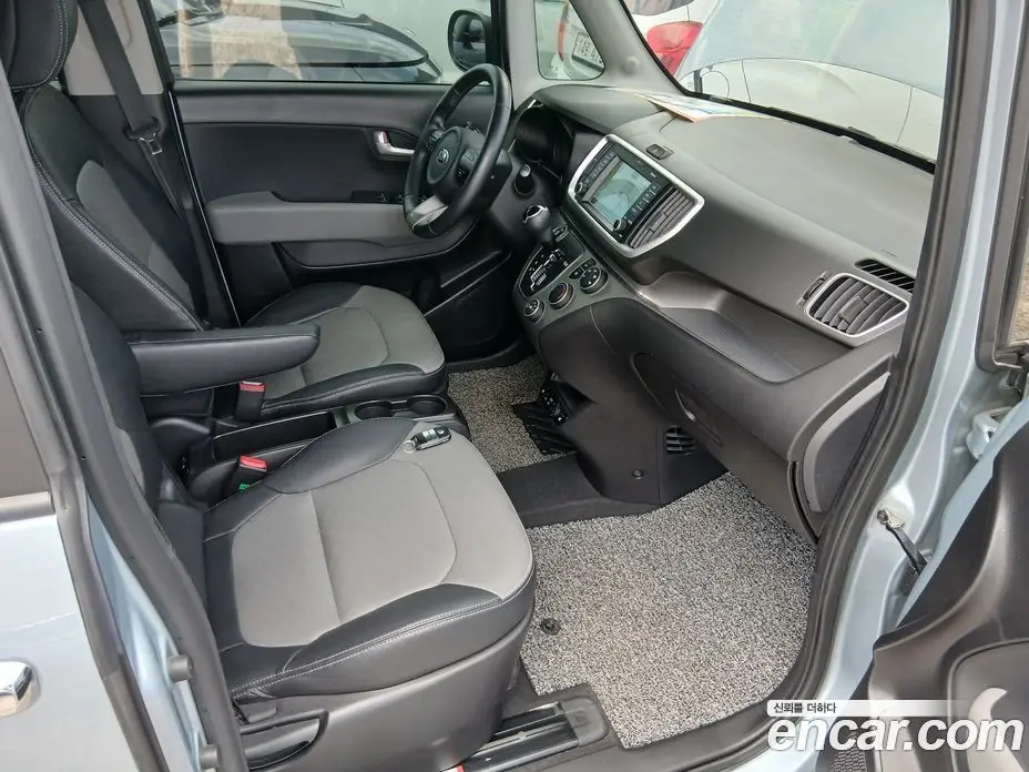 Kia Ray 2018 1.0 автомат (гидро), фото 15