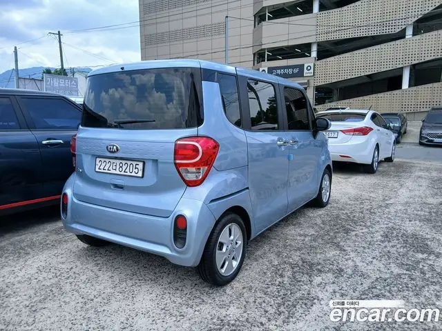Kia Ray 2018 1.0 автомат (гидро), миниатюра 4
