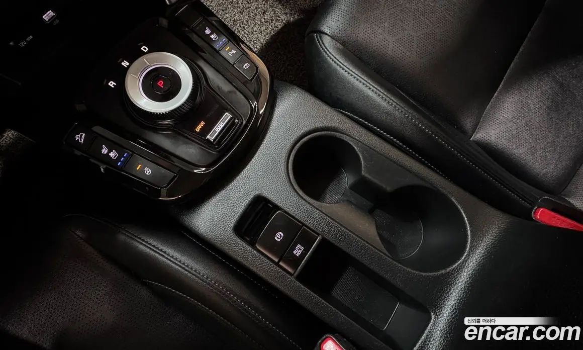 Kia Seltos 2023 2.0 автомат (гидро), фото 9 Kia Seltos 2023 2.0 автомат (гидро), фото 9