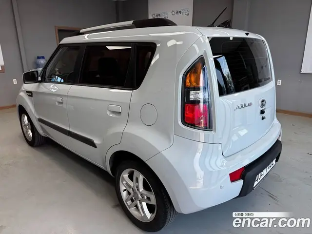 Kia Soul 2010 1.6 автомат (гидро), миниатюра 2