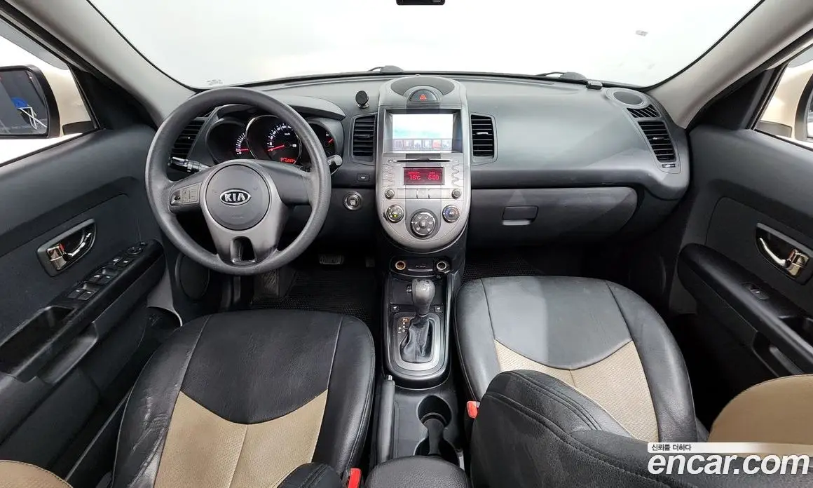 Kia Soul 2011 1.6 автомат (гидро), фото 7