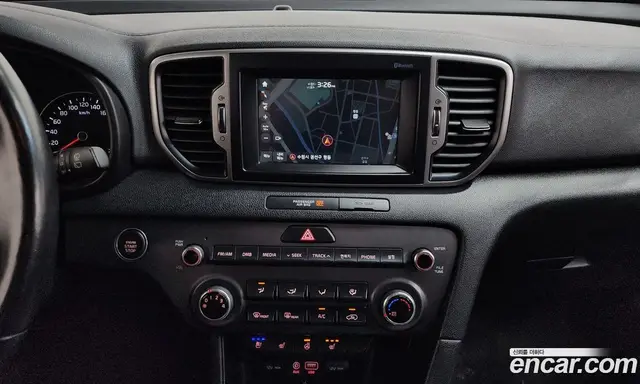 Kia Sportage 2015 2.0 автомат (гидро), миниатюра 12