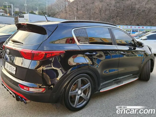 Kia Sportage 2015 2.0 автомат (гидро), миниатюра 3