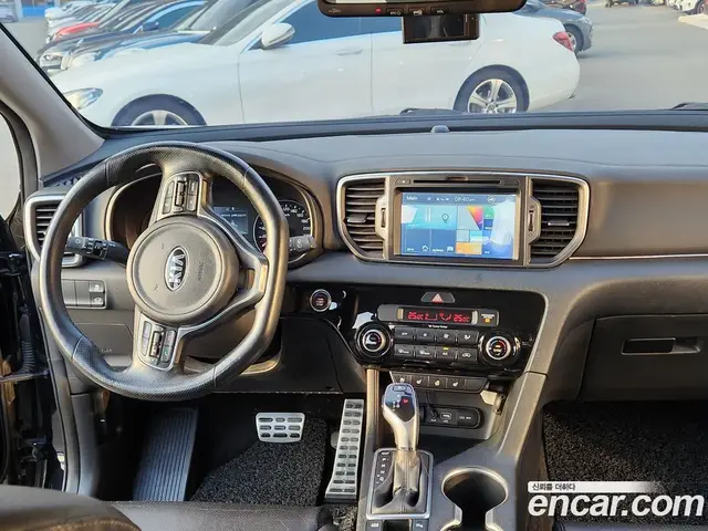 Kia Sportage 2015 2.0 автомат (гидро), миниатюра 7