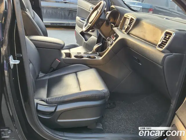 Kia Sportage 2015 2.0 автомат (гидро), миниатюра 8