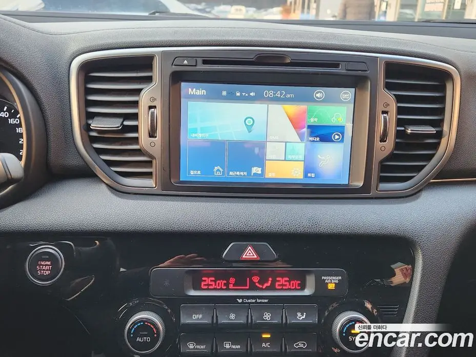 Kia Sportage 2015 2.0 автомат (гидро), фото 9