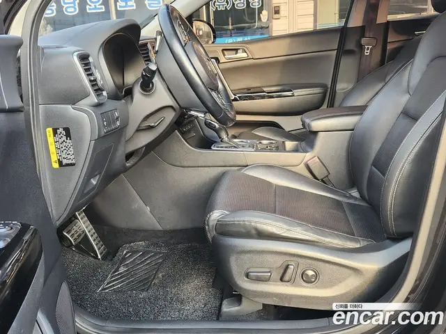Kia Sportage 2015 2.0 автомат (гидро), миниатюра 10