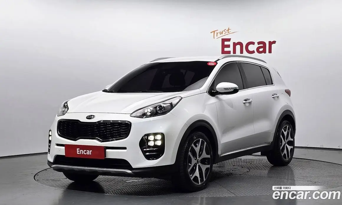 Kia Sportage 2018 2.0 автомат (гидро), фото 1 Kia Sportage 2018 2.0 автомат (гидро), фото 1