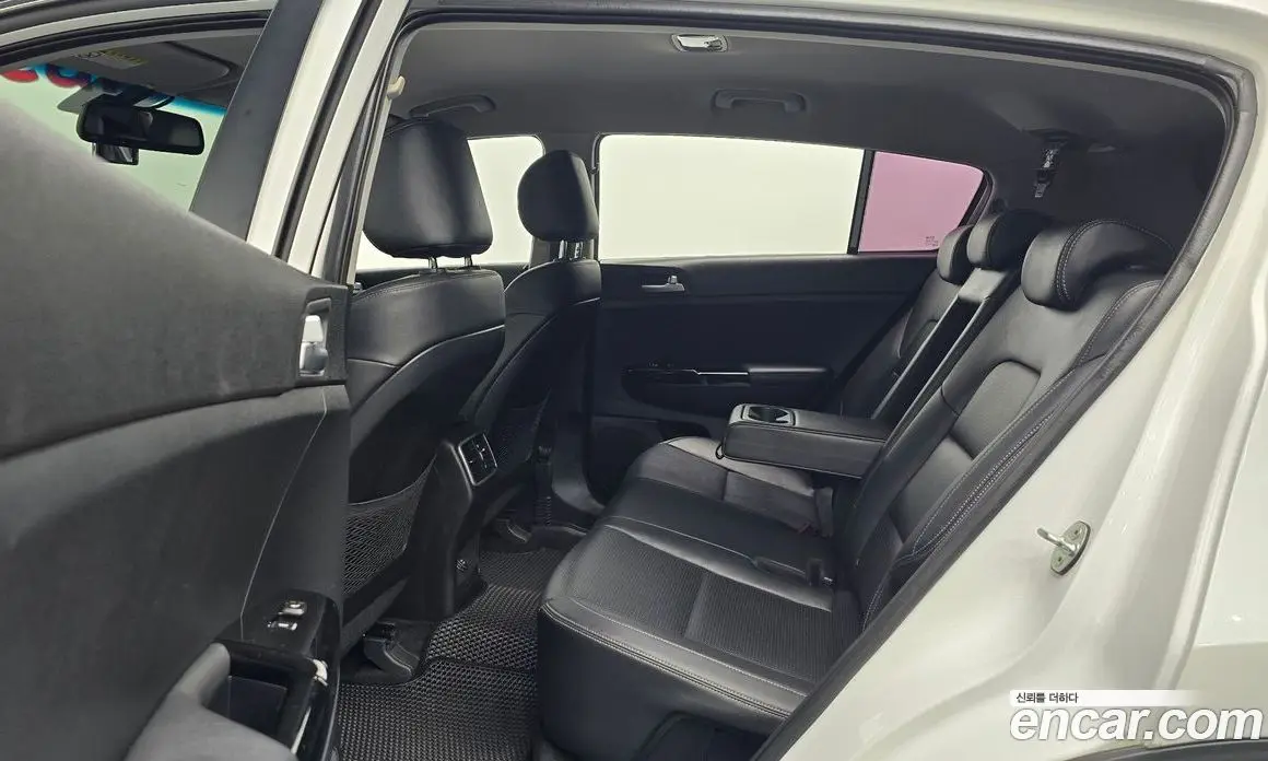Kia Sportage 2018 2.0 автомат (гидро), фото 18 Kia Sportage 2018 2.0 автомат (гидро), фото 18