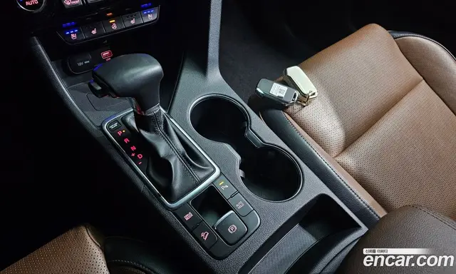 Kia Sportage 2020 2.0 автомат (гидро), миниатюра 9
