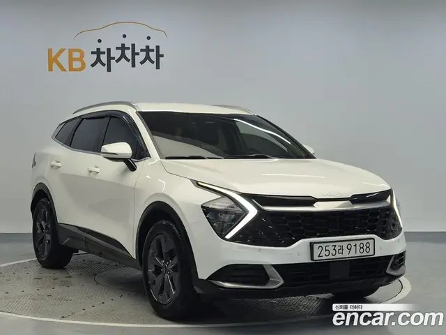 Kia Sportage 2022 1.6 автомат (гидро), миниатюра 4