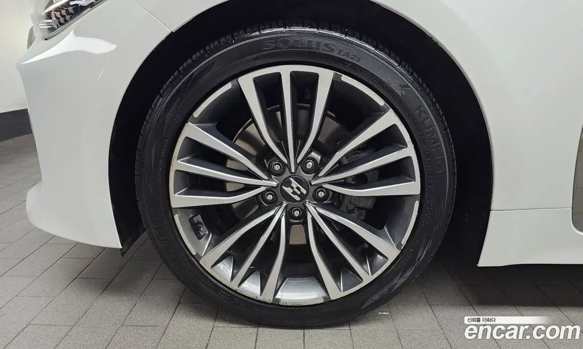 Kia Stinger 2017 2.0 автомат (гидро), фото 5