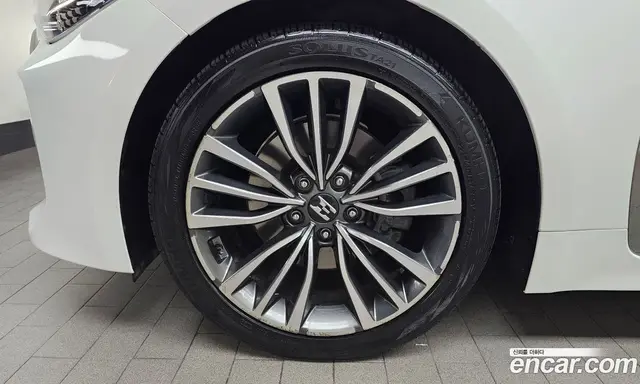 Kia Stinger 2017 2.0 автомат (гидро), миниатюра 5