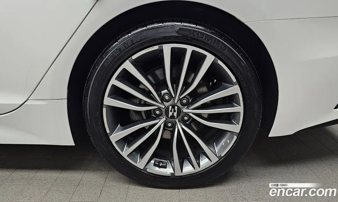 Kia Stinger 2017 2.0 автомат (гидро), фото 7