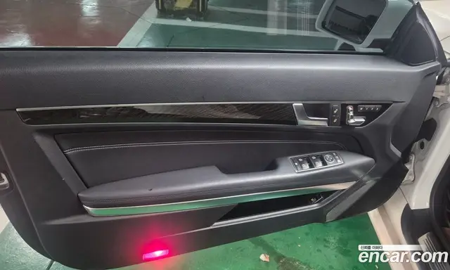 Mercedes-Benz E-Class 2014 2.0 автомат (гидро), миниатюра 12