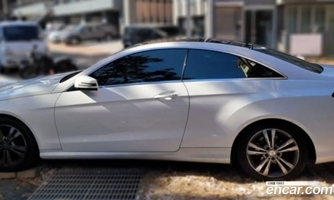 Mercedes-Benz E-Class 2014 2.0 автомат (гидро), фото 4
