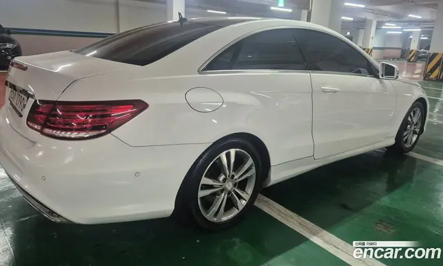 Mercedes-Benz E-Class 2014 2.0 автомат (гидро), миниатюра 5
