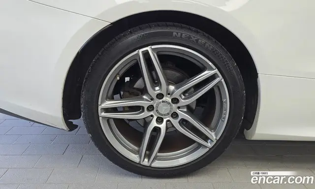 Mercedes-Benz E-Class 2018 1.9 автомат (гидро), миниатюра 5