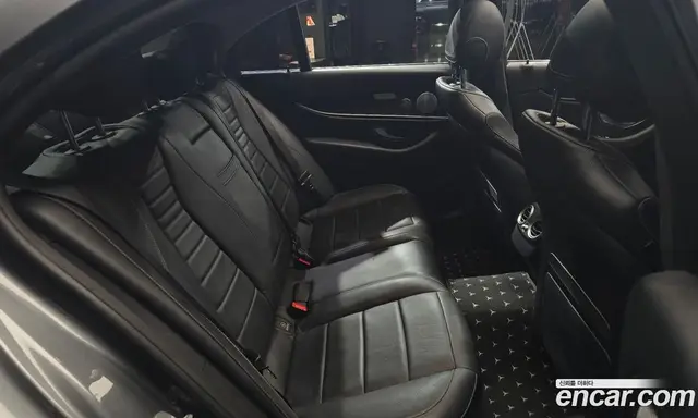 Mercedes-Benz E-Class 2018 2.0 автомат (гидро), миниатюра 11