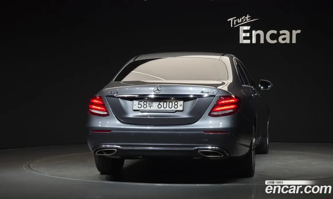 Mercedes-Benz E-Class 2018 2.0 автомат (гидро), фото 4