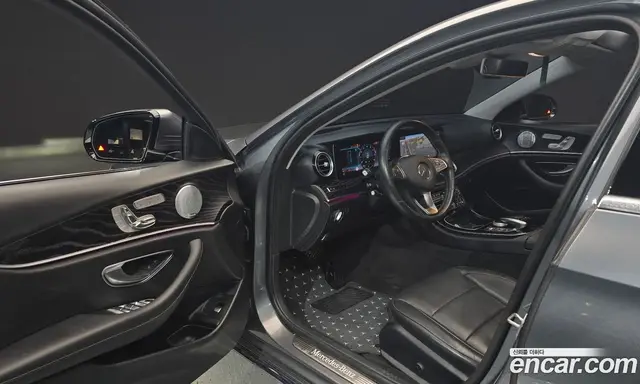 Mercedes-Benz E-Class 2018 2.0 автомат (гидро), миниатюра 10