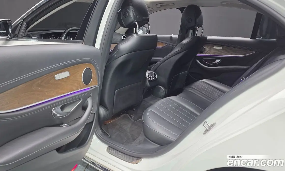 Mercedes-Benz E-Class 2019 1.9 автомат (гидро), фото 18