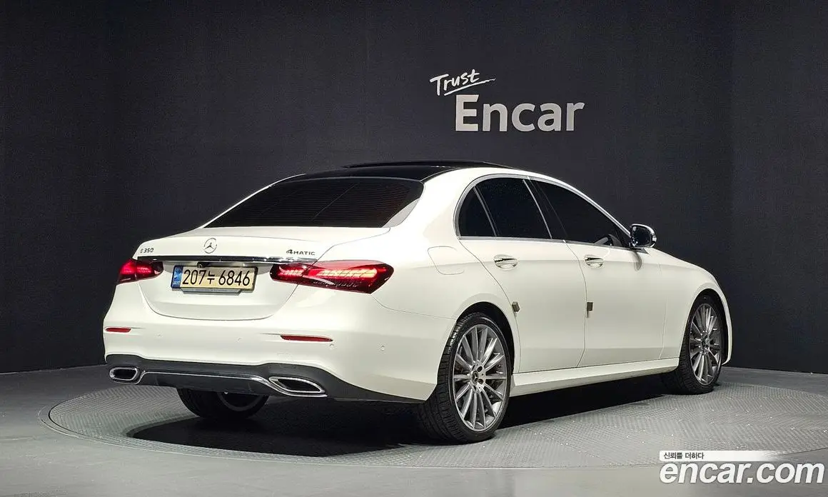 Mercedes-Benz E-Class 2022 2.0 автомат (гидро), фото 2 Mercedes-Benz E-Class 2022 2.0 автомат (гидро), фото 2