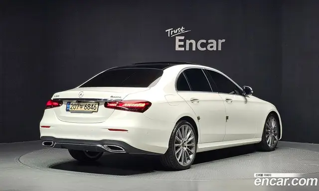 Mercedes-Benz E-Class 2022 2.0 автомат (гидро), миниатюра 2 Mercedes-Benz E-Class 2022 2.0 автомат (гидро), миниатюра 2