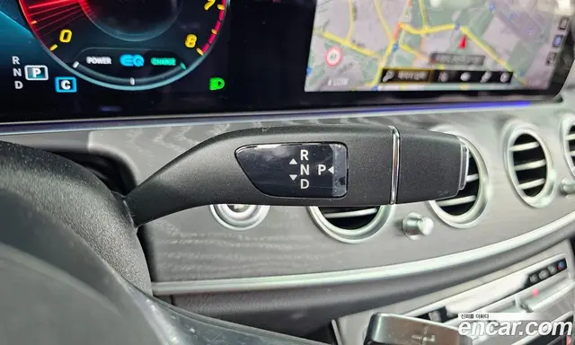 Mercedes-Benz E-Class 2022 2.0 автомат (гидро), миниатюра 12