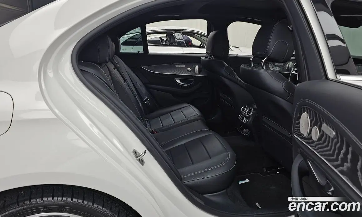 Mercedes-Benz E-Class 2022 2.0 автомат (гидро), фото 17 Mercedes-Benz E-Class 2022 2.0 автомат (гидро), фото 17