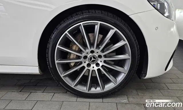 Mercedes-Benz E-Class 2022 2.0 автомат (гидро), миниатюра 7 Mercedes-Benz E-Class 2022 2.0 автомат (гидро), миниатюра 7