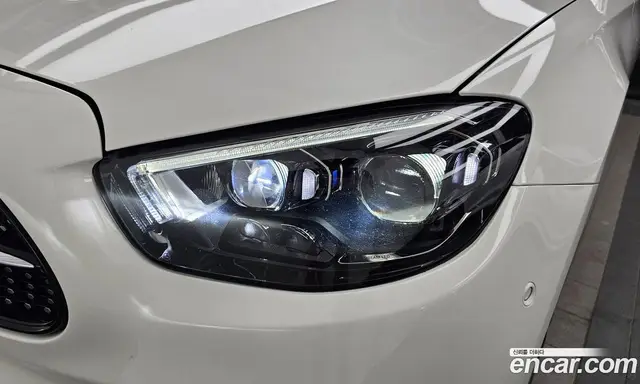Mercedes-Benz E-Class 2022 2.0 автомат (гидро), миниатюра 8 Mercedes-Benz E-Class 2022 2.0 автомат (гидро), миниатюра 8