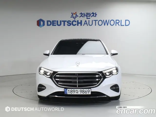 Mercedes-Benz E-Class 2024 3.0 автомат (гидро), миниатюра 3