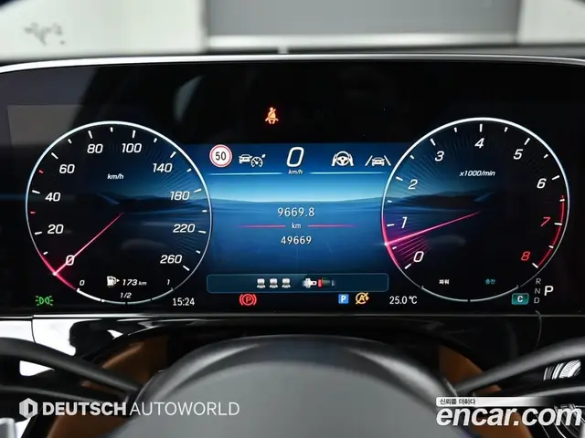 Mercedes-Benz E-Class 2024 3.0 автомат (гидро), миниатюра 8