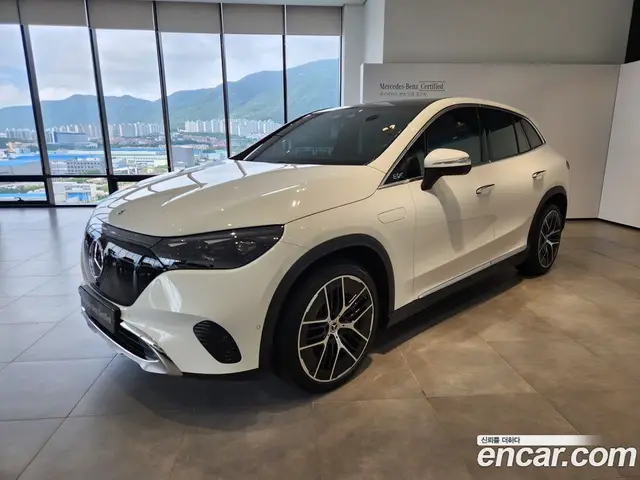 Mercedes-Benz EQE, 2025, 42 743 км