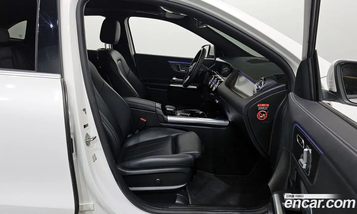 Mercedes-Benz GLA-Class 2021 2.0 автомат (гидро), фото 11