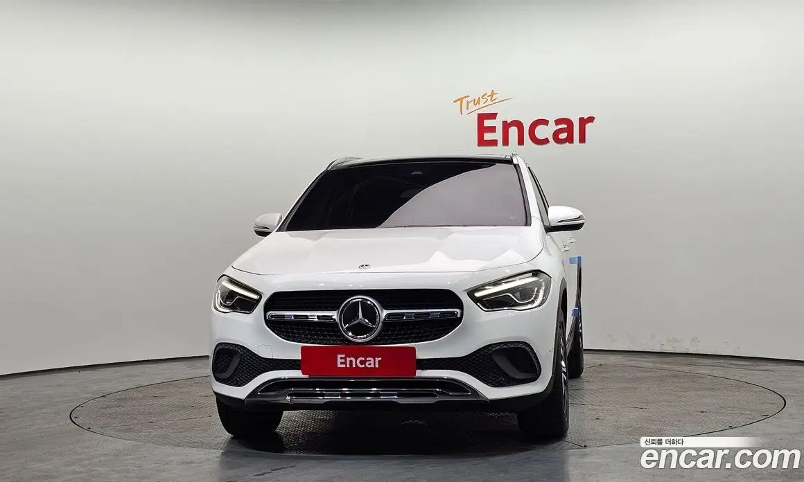 Mercedes-Benz GLA-Class 2021 2.0 автомат (гидро), фото 3