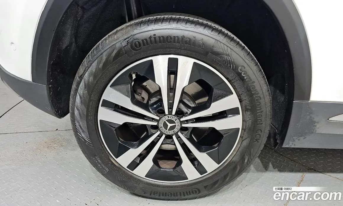 Mercedes-Benz GLA-Class 2021 2.0 автомат (гидро), фото 5