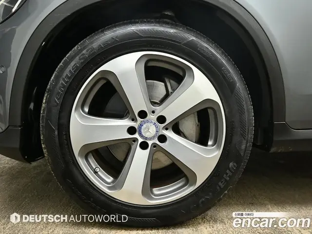 Mercedes-Benz GLC-Class 2017 2.1 автомат (гидро), миниатюра 4 Mercedes-Benz GLC-Class 2017 2.1 автомат (гидро), миниатюра 4